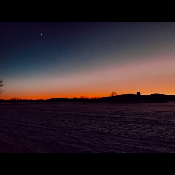 Meet your Posher, Lindsay - Picture 7 of 9